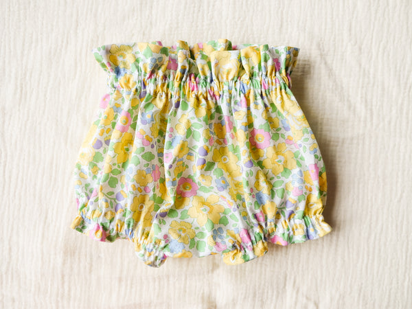 BOBO CHÉRIS 波波雪莉 英國LIBERTY有機棉歐式荷葉邊寶寶包屁褲|Liberty Print Organic Cotton Ruffled Poppy Baby Bloomer