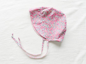 英國LIBERTY FABRICS歐式復古印花雙面穿戴嬰兒遮陽帽 - Wiltshire Bud｜LIBERTY FABRICS Reversible Vintage Baby Bonnet - Wiltshire Bud