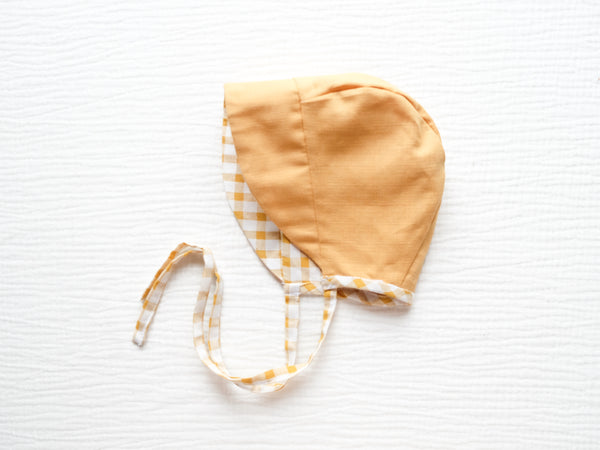 BOBO CHÉRIS 歐式復古雙面穿戴手工嬰兒遮陽帽 - 經典黃格紋｜Reversible Vintage Baby Bonnet - Yellow Gingham