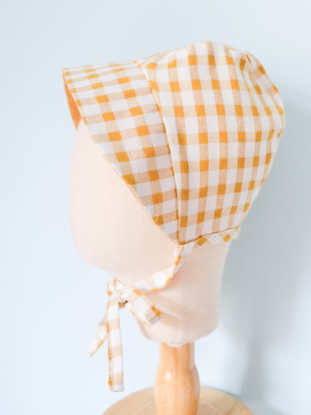 BOBO CHÉRIS 歐式復古雙面穿戴手工嬰兒遮陽帽 - 經典黃格紋｜Reversible Vintage Baby Bonnet - Yellow Gingham