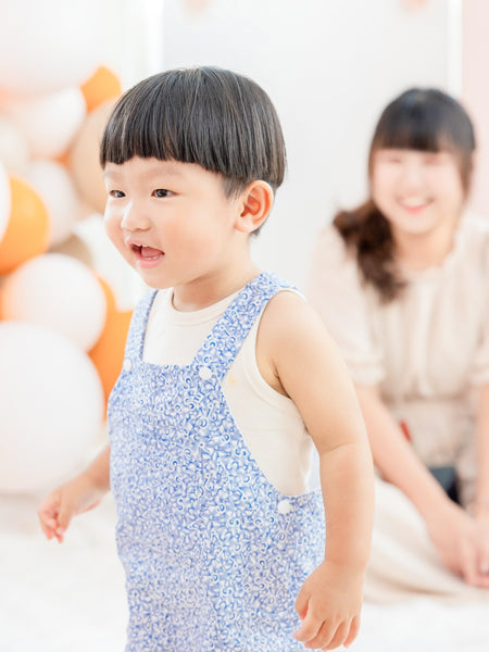 英國LIBERTY FABRICS有機棉男童Élio經典吊帶短褲 | LIBERTY Organic Cotton Élio Baby Boy's Dungarees