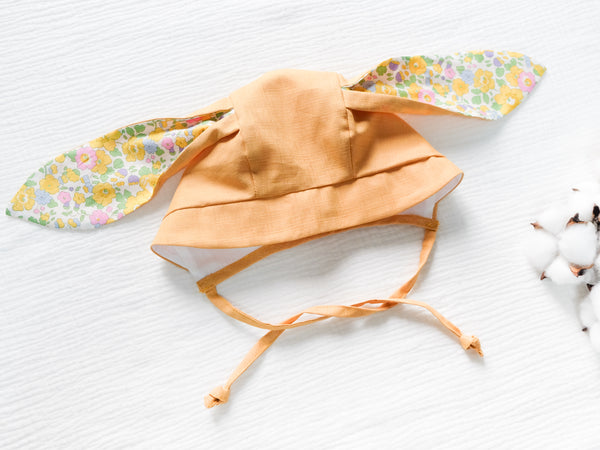 BOBO CHÉRIS 波波雪莉 英國LIBERTY FABRICS棉麻兔寶寶嬰兒帽-莫蘭迪黃｜LIBERTY FABRICS Bunny Ears Baby Bonnet - Morandi Yellow